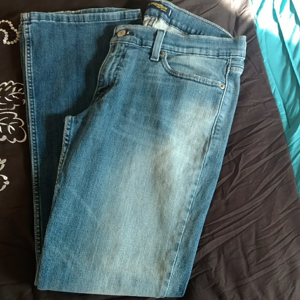 Levi's